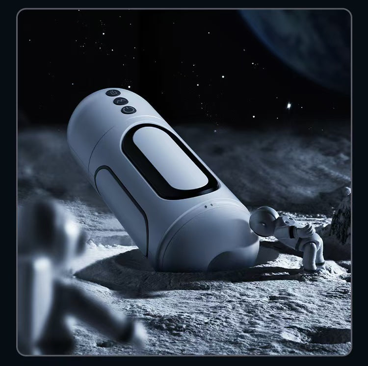 White Astronaut Sucking Vibrating Blowjob Machine