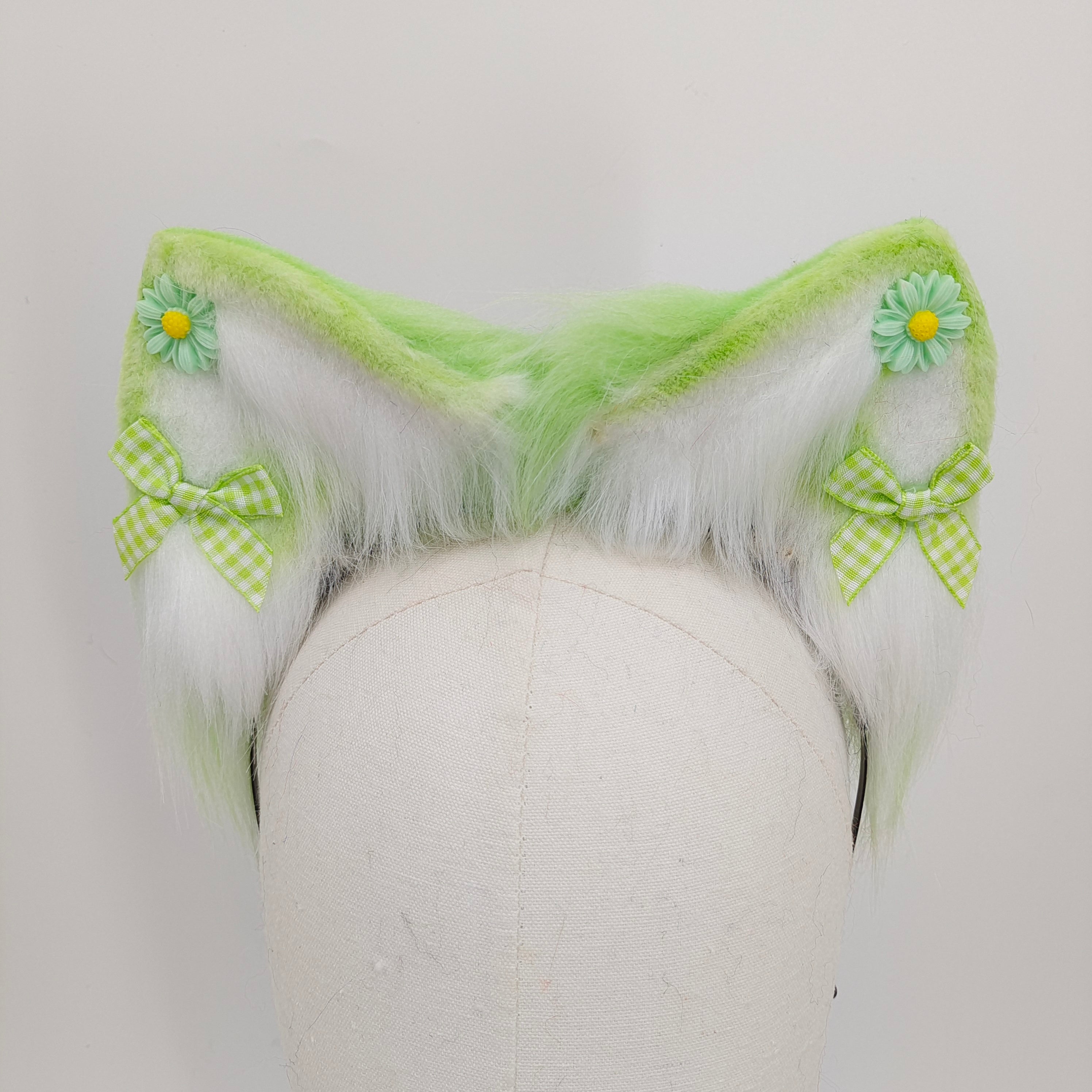 Lime Green 27 Inch Furry Fox Tail Butt Plug