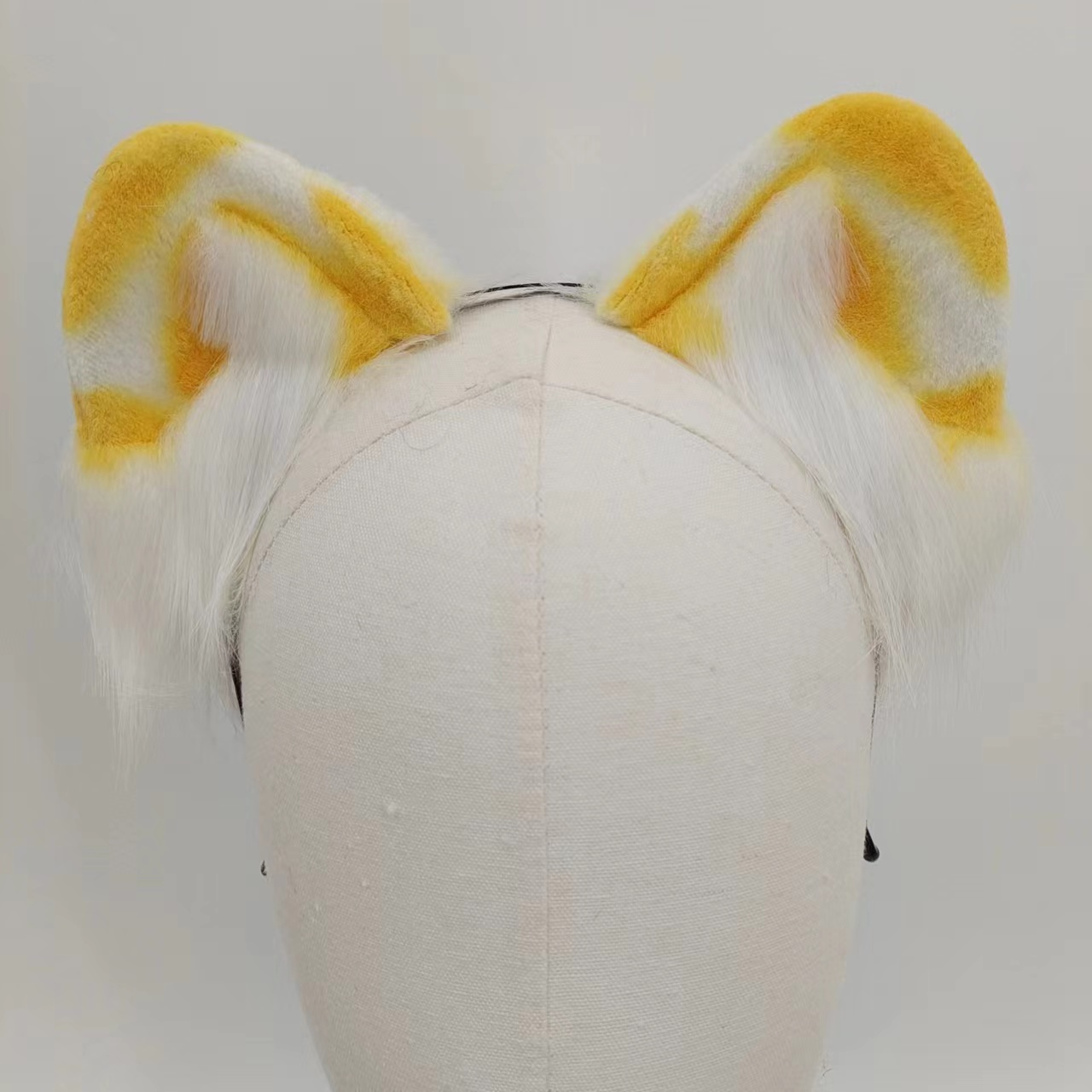 Cute Playful Yellow White Fox Tail Butt Plug