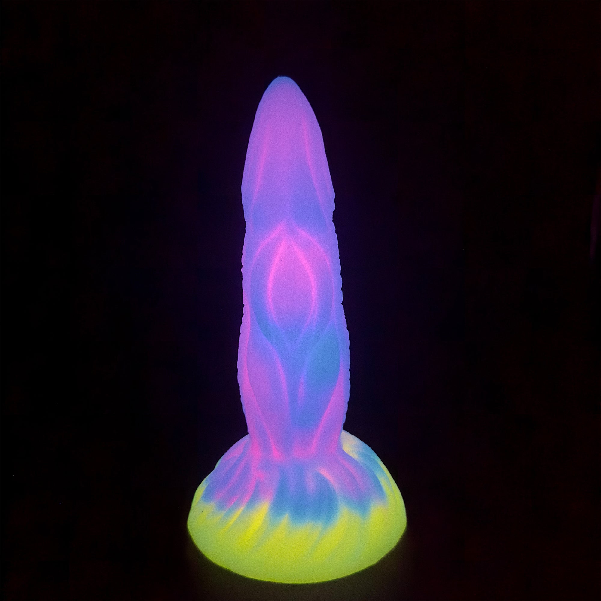 7 Inch Fantasy Glow In The Dark Dragon Dildo